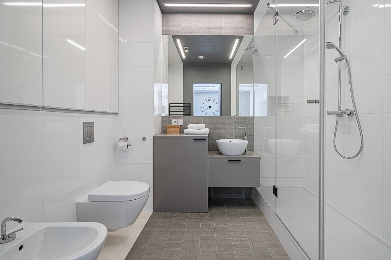 RentPlanet - Apartamenty Sky Tower Wrocław Eksteriør bilde