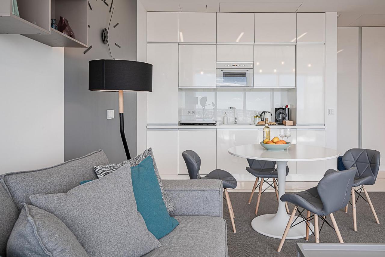 RentPlanet - Apartamenty Sky Tower Wrocław Eksteriør bilde