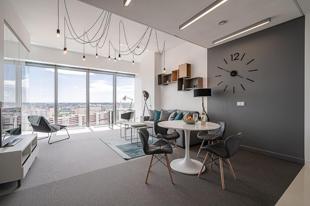 RentPlanet - Apartamenty Sky Tower Wrocław Eksteriør bilde