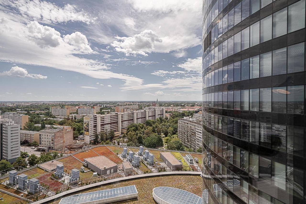 RentPlanet - Apartamenty Sky Tower Wrocław Eksteriør bilde